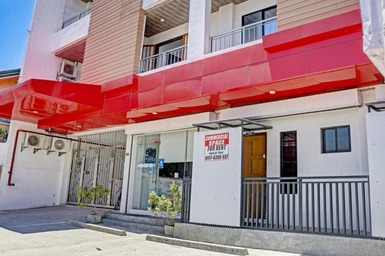 Oyo 869 Jnv Dream Hotel Субик Экстерьер фото