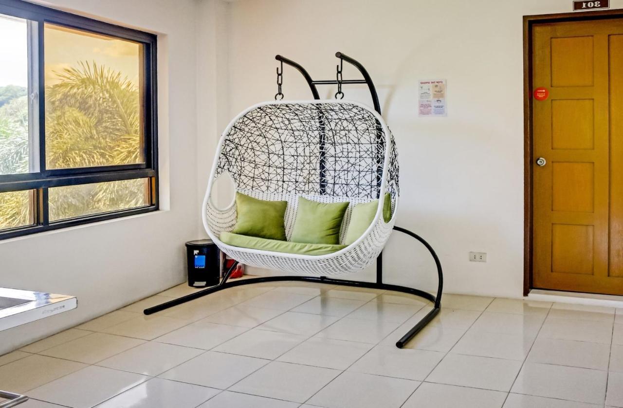 Oyo 869 Jnv Dream Hotel Субик Экстерьер фото
